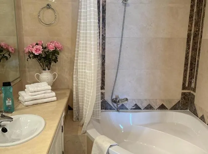 Dominion Apartment Estepona