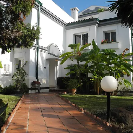 Dominion * Estepona